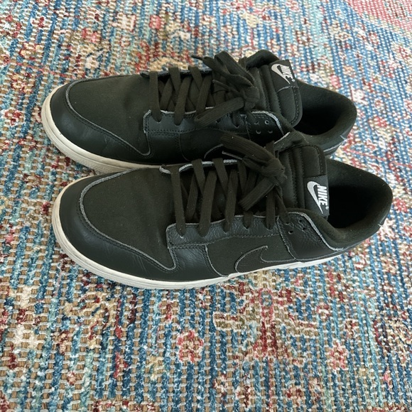 Nike Dunk Low Sequoia EUC - Picture 3 of 5